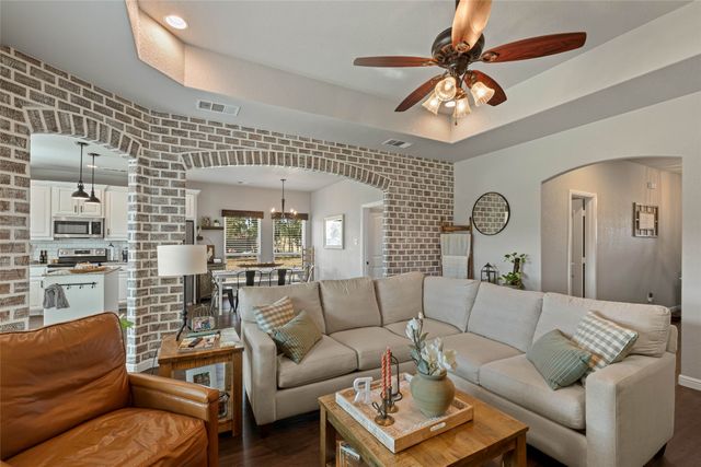 6093 S Fm 730, Decatur, TX 76234