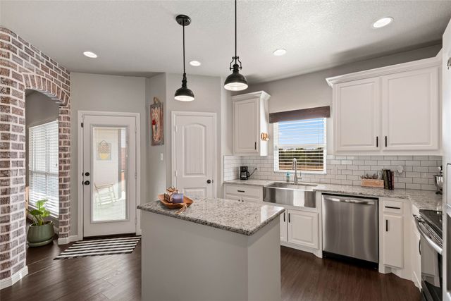 6093 S Fm 730, Decatur, TX 76234