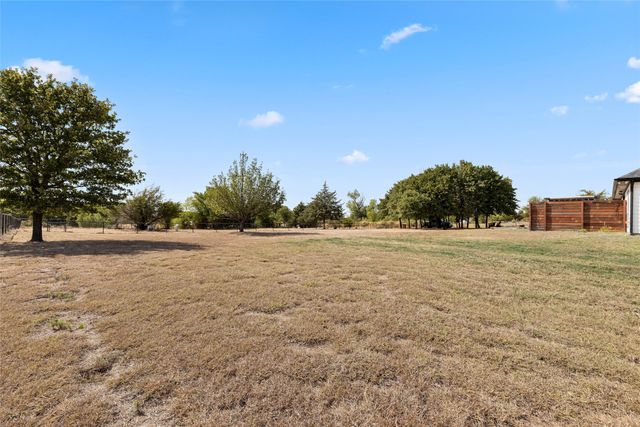 6093 S Fm 730, Decatur, TX 76234