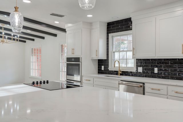 4702 22nd Street, Lubbock, TX 79407