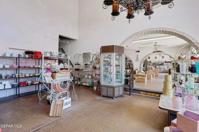 1922 E RIO GRANDE Avenue, El Paso, TX 79902