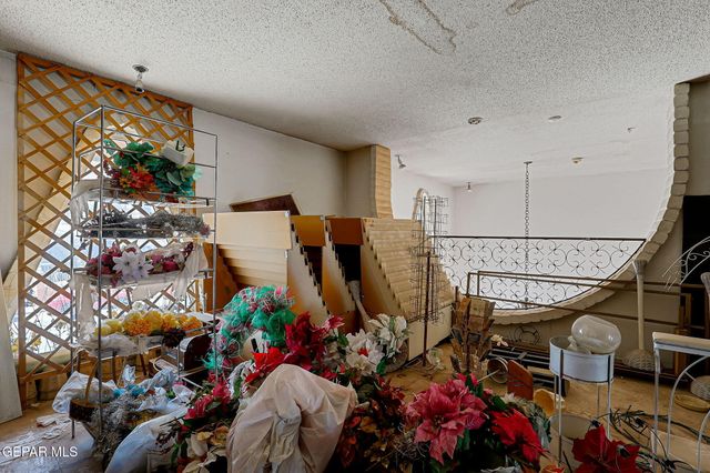 1922 E RIO GRANDE Avenue, El Paso, TX 79902