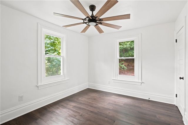 404 Valley Ave, Wall Boro, PA 15148
