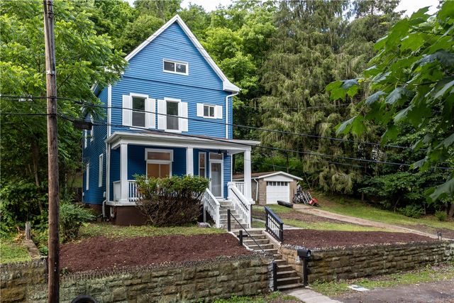 404 Valley Ave, Wall Boro, PA 15148