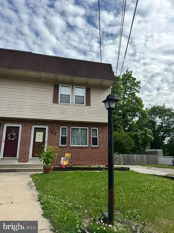 27 S WOODLAND AVE, Glenolden, PA 19036
