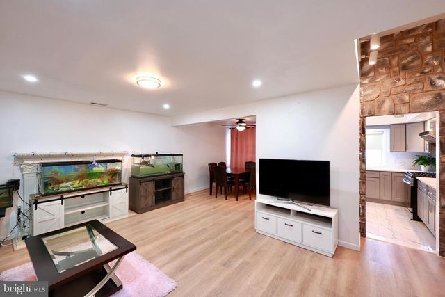 9947 MONTOUR ST, Philadelphia, PA 19115