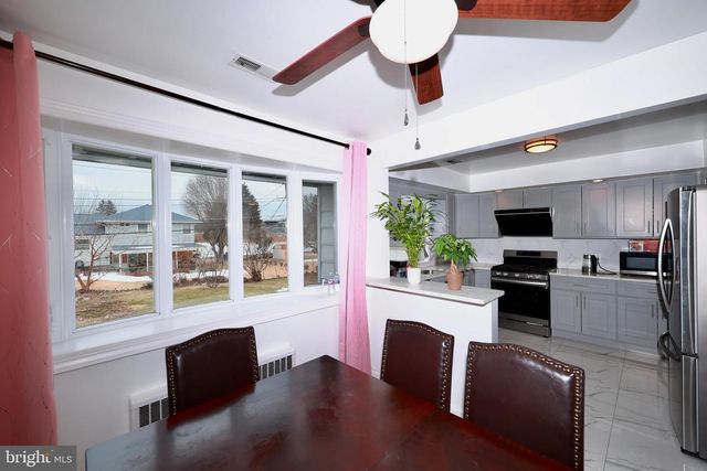 9947 MONTOUR ST, Philadelphia, PA 19115