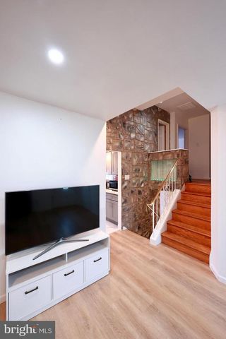 9947 MONTOUR ST, Philadelphia, PA 19115