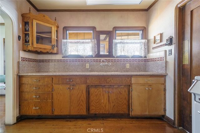 6130 Whitsett Ave, North Hollywood, CA 91606