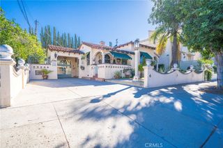 6130 Whitsett Ave, North Hollywood, CA 91606