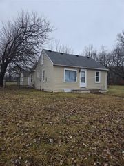 27658 Eton Street, Westland, MI 48186