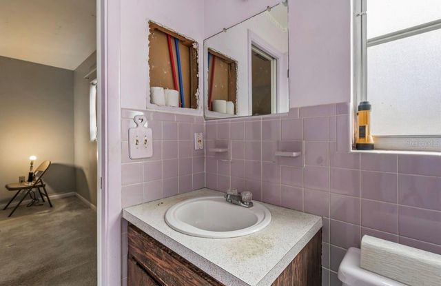 4524 GOLFWOOD BOULEVARD, Tampa, FL 33634