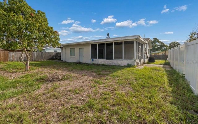 4524 GOLFWOOD BOULEVARD, Tampa, FL 33634