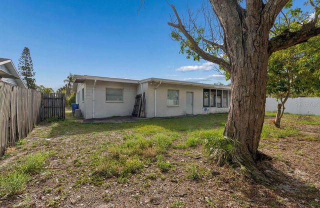 4524 GOLFWOOD BOULEVARD, Tampa, FL 33634