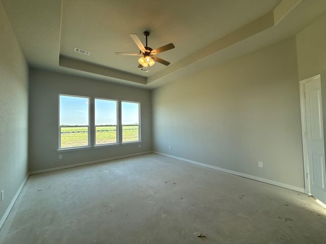 690 County Road 200, Valley View, TX 76272