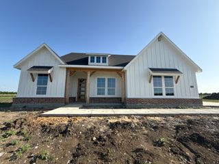 690 County Road 200, Valley View, TX 76272