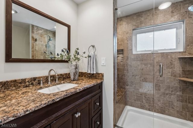 59 Sunnyside Rd, West Orange Twp., NJ 07052