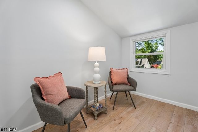 59 Sunnyside Rd, West Orange Twp., NJ 07052