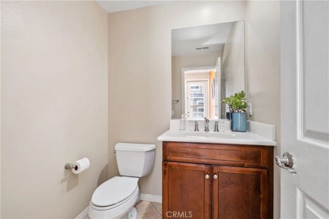 1413 Manchester Way, Tustin, CA 92782
