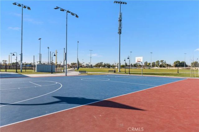 1413 Manchester Way, Tustin, CA 92782