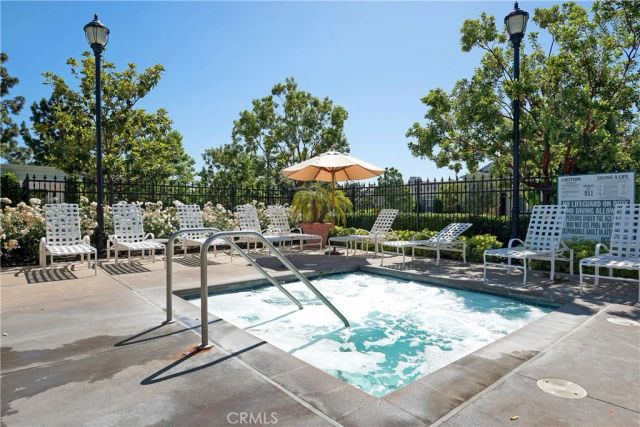 1413 Manchester Way, Tustin, CA 92782