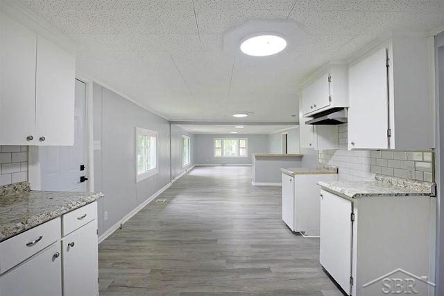 62 Five Mile Road, Midland, MI 48640
