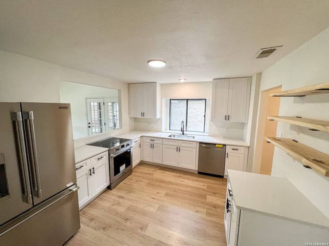 4367 Hilton Head, San Antonio, TX 78217