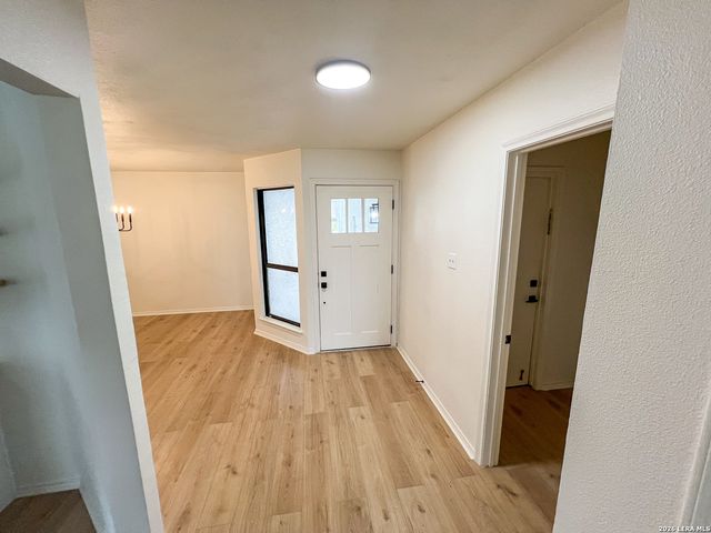 4367 Hilton Head, San Antonio, TX 78217