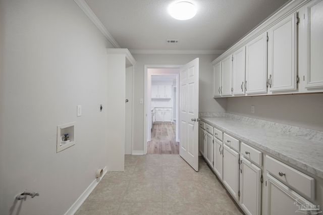 1807 E Leonard St, Pensacola, FL 32503