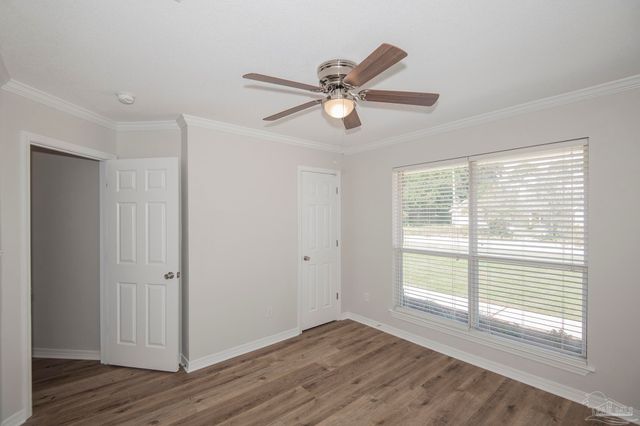 1807 E Leonard St, Pensacola, FL 32503