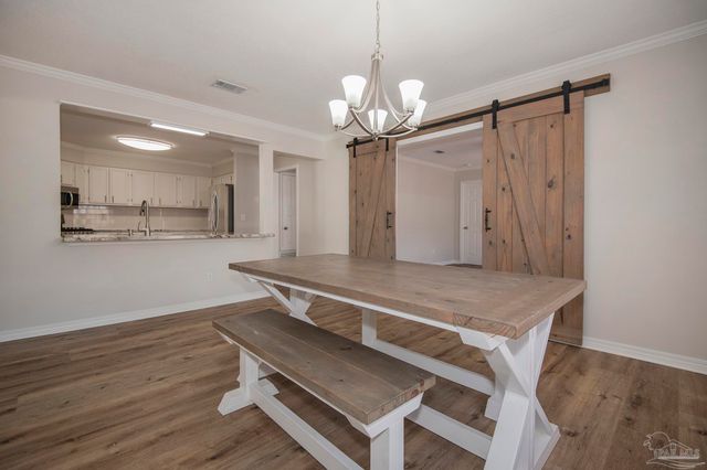 1807 E Leonard St, Pensacola, FL 32503