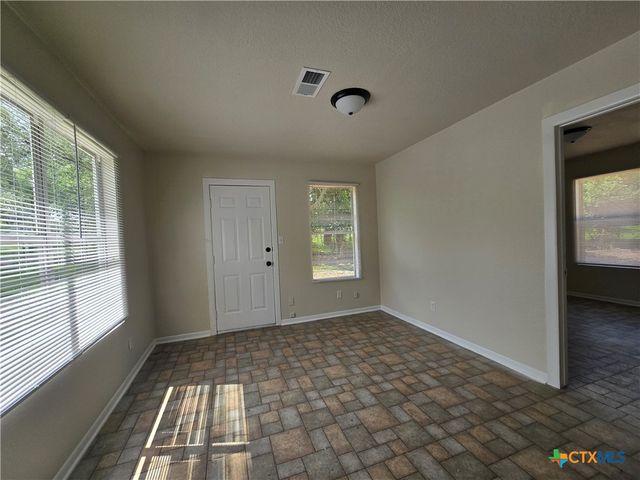 8251 Fm 2673, Canyon Lake, TX 78133