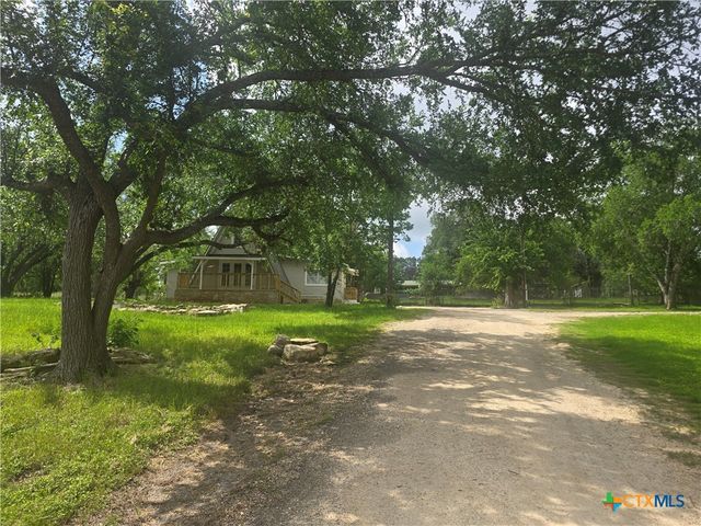 8251 Fm 2673, Canyon Lake, TX 78133