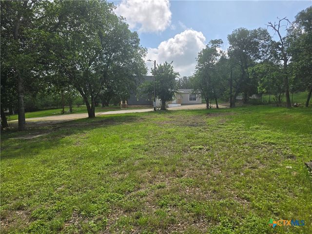 8251 Fm 2673, Canyon Lake, TX 78133