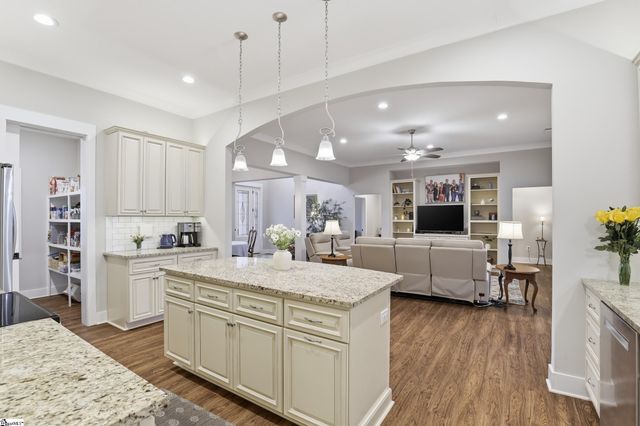 555 Riverstead Drive, Marietta, SC 29661