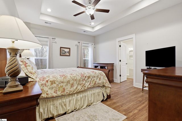 555 Riverstead Drive, Marietta, SC 29661