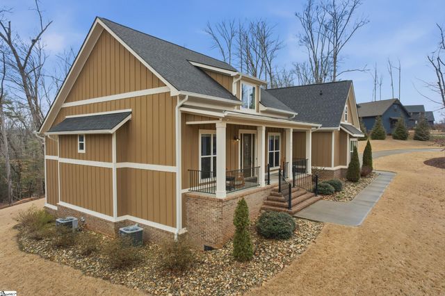 555 Riverstead Drive, Marietta, SC 29661