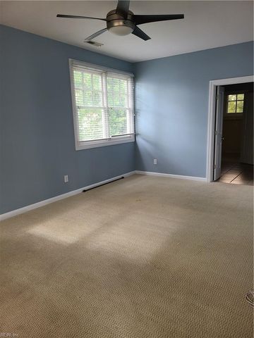 51 Armstrong ST, Portsmouth, VA 23704