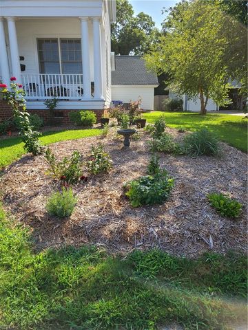 51 Armstrong ST, Portsmouth, VA 23704
