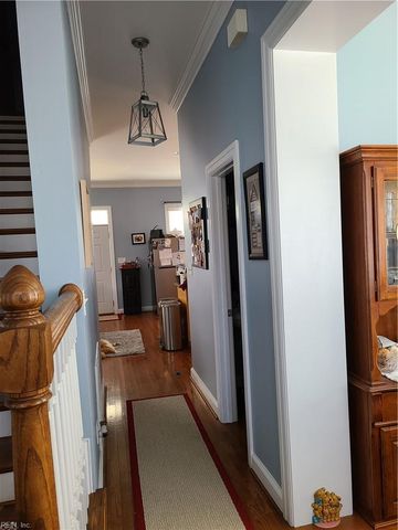 51 Armstrong ST, Portsmouth, VA 23704