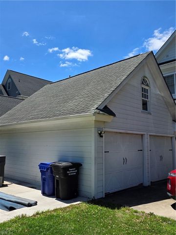 51 Armstrong ST, Portsmouth, VA 23704