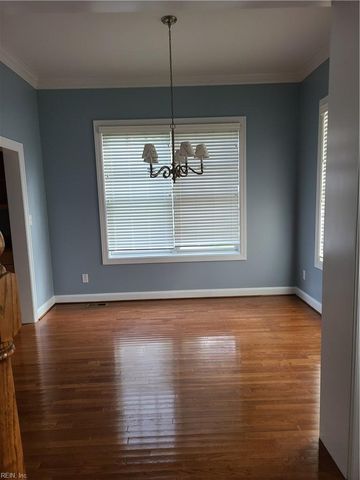 51 Armstrong ST, Portsmouth, VA 23704