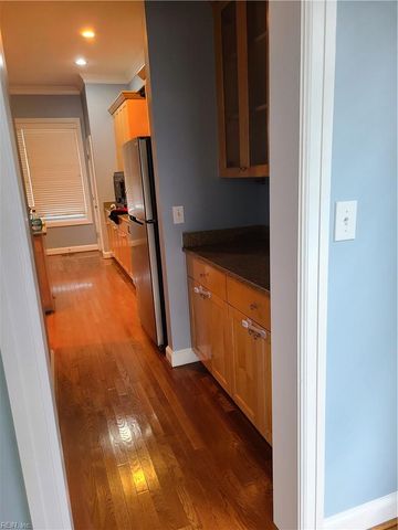 51 Armstrong ST, Portsmouth, VA 23704
