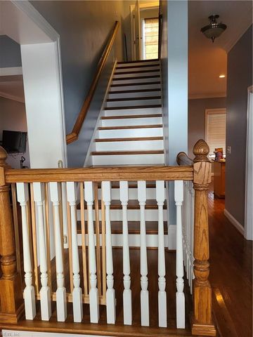 51 Armstrong ST, Portsmouth, VA 23704
