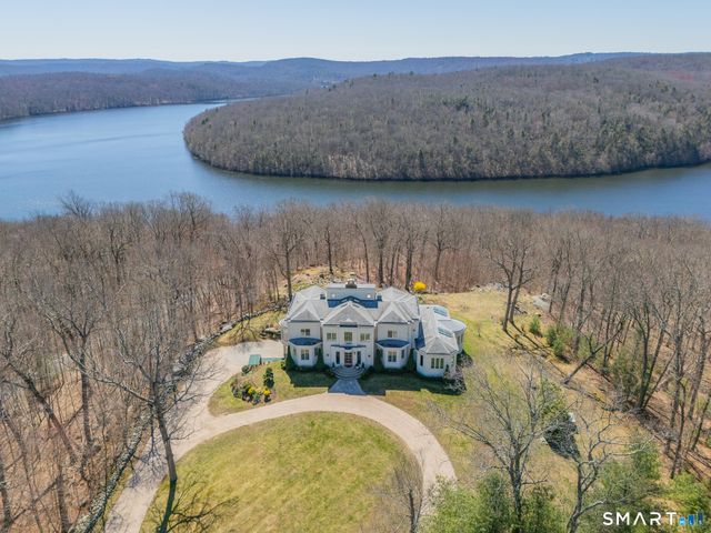 216 Kuhne Road, Southbury, CT 06488