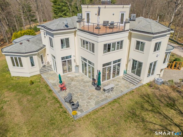 216 Kuhne Road, Southbury, CT 06488