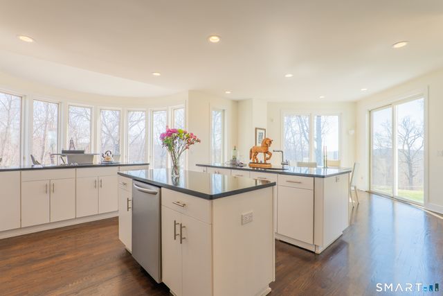 216 Kuhne Road, Southbury, CT 06488