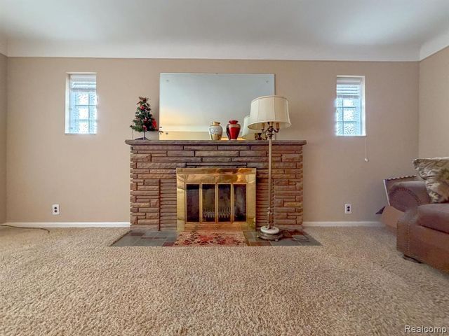 27323 Jean Road, Warren, MI 48093