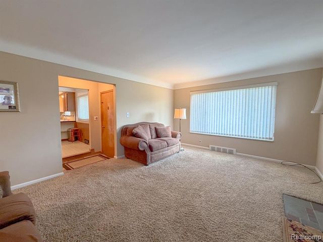 27323 Jean Road, Warren, MI 48093