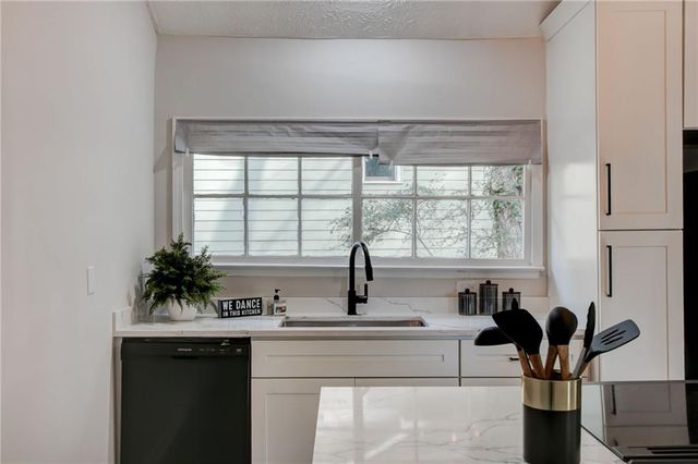 754 North Avenue, Hapeville, GA 30354